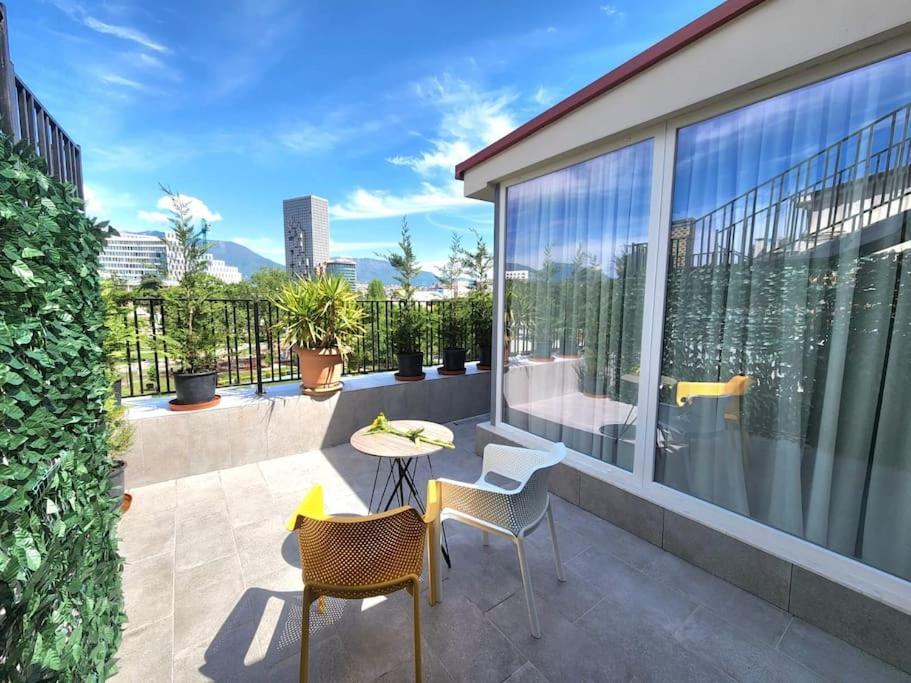 Penthouse With A City View Tiranë Luaran gambar